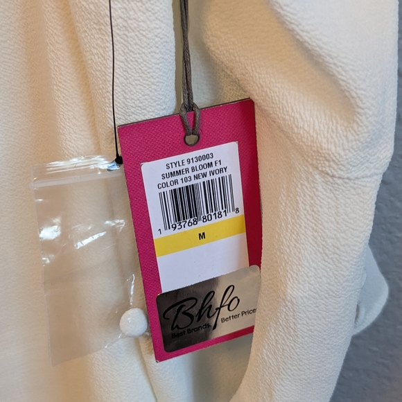 NWT Vince Camuto Summer Bloom Cream Cold Shoulder Ruffled Blouse Sz. S - Picture 11 of 12